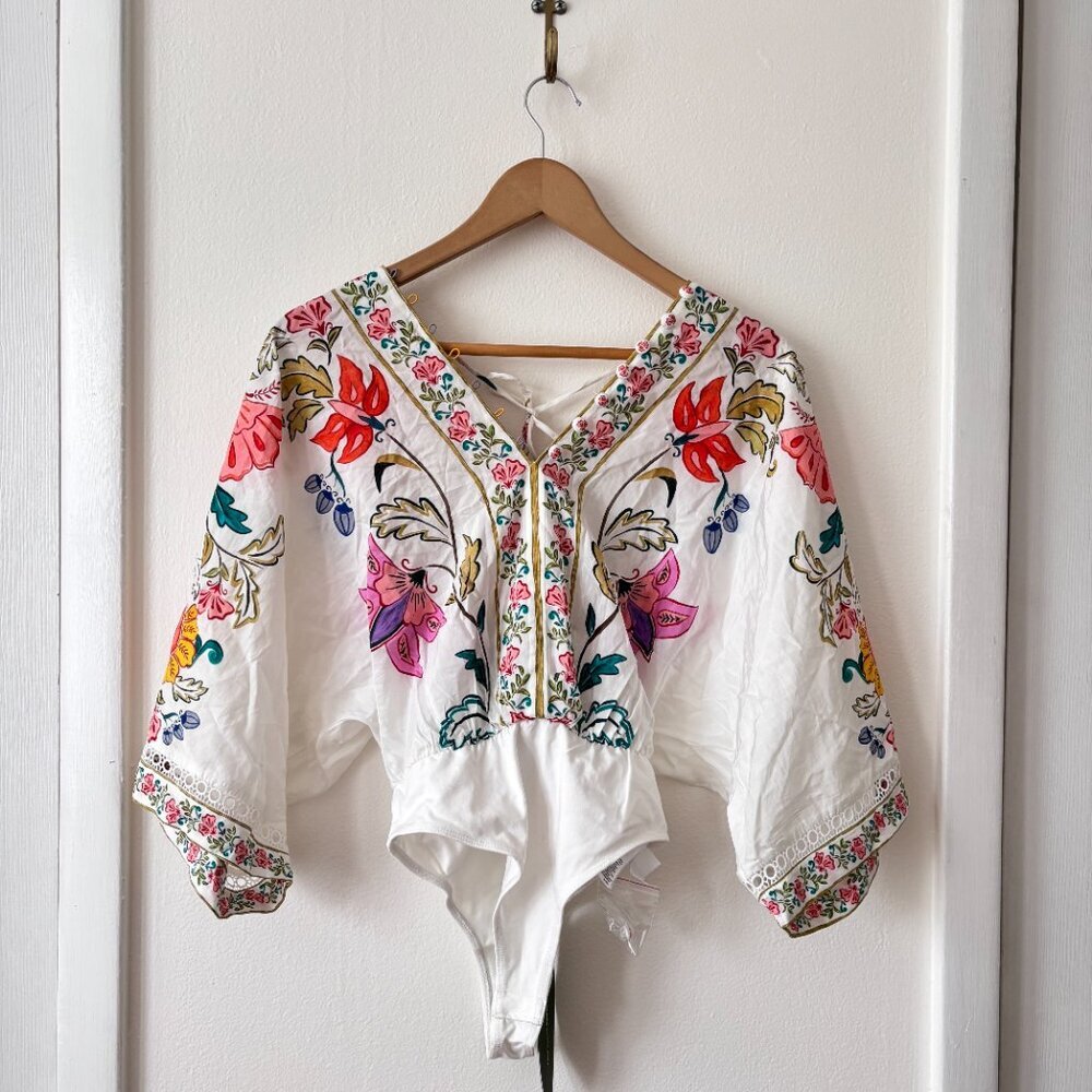FARM Rio Off-White Insects Floral Bodysuit - Picture 9 of 10